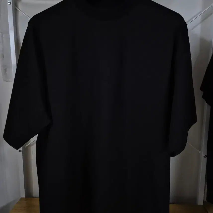 [BUNJANG] Time Homme Semi-Oversized Cotton Short Sleeve T-Shirt Black 105 / 타임옴므 세미오버 코튼 반팔티 105 블랙