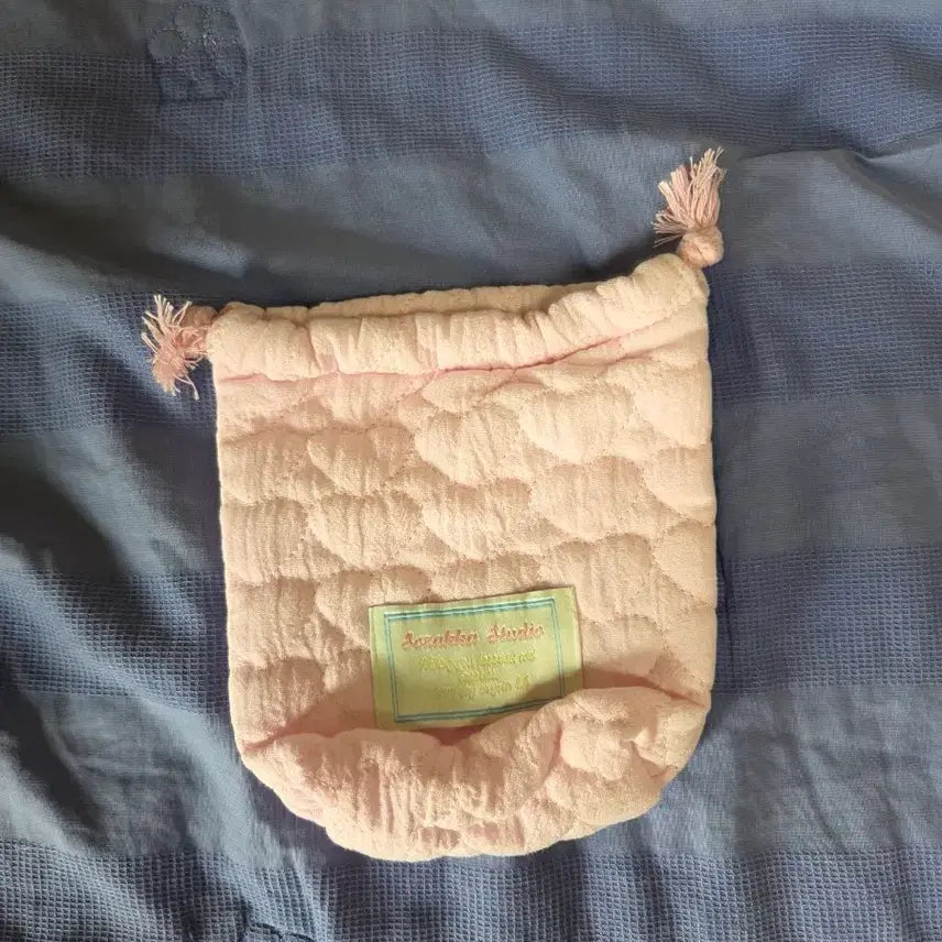 [BUNJANG] Quilted Pouch with Tassel - Pink / 파우치 핑크