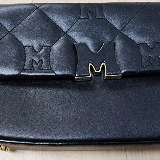 [BUNJANG] Metro Black Quilted Chain Bag M Logo / 메트로  블랙 퀼팅 체인백 M 로고