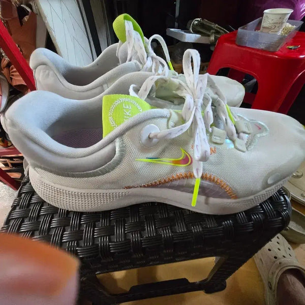 [BUNJANG] Nike Women's Sneakers White/Fluorescent / 나이키 여성 운동화 화이트/형광