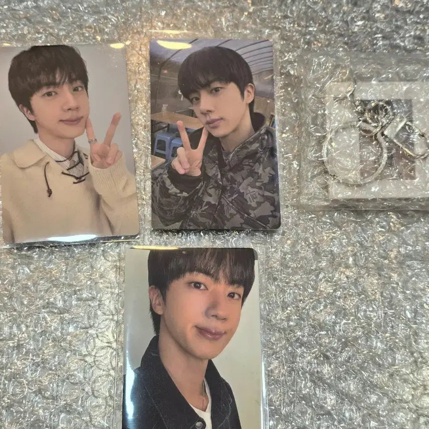 [BUNJANG] BTS Jin Arirang Weverse Pre-order Exclusive Film Mount Set + Japan Weverse Exclusive Photocard / 방탄 아리랑 석진 진 위버스 특전 예판특전 필름마운트 일본 위버스 특전