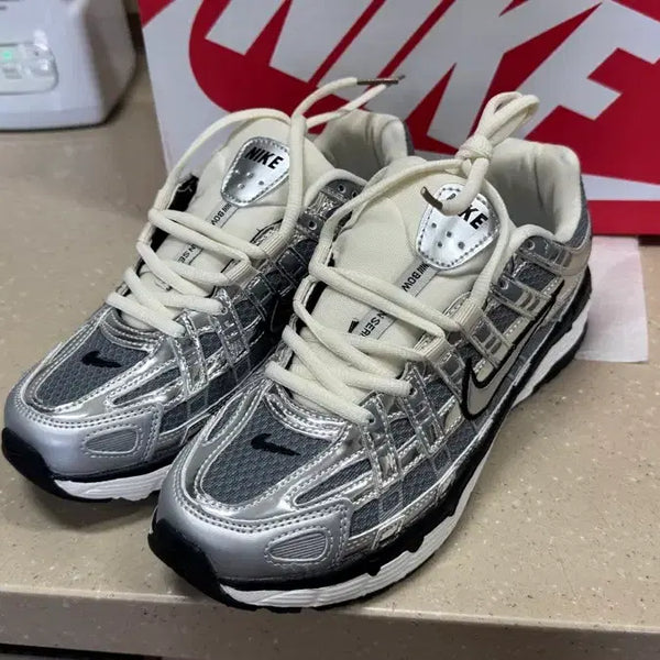 [BUNJANG] Nike P-6000 Metallic Silver Sneakers / 나이키 운동화 p-6000 메탈릭실버 260 새상품