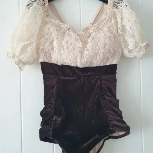 [BUNJANG] Off-Shoulder Lace Monokini Swimsuit / (새상품) 오프숄더 레이스 모노키니 수영복