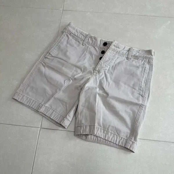 [BUNJANG] Abercrombie & Fitch Beige Shorts (Size 31) / 아베크롬비 쇼츠