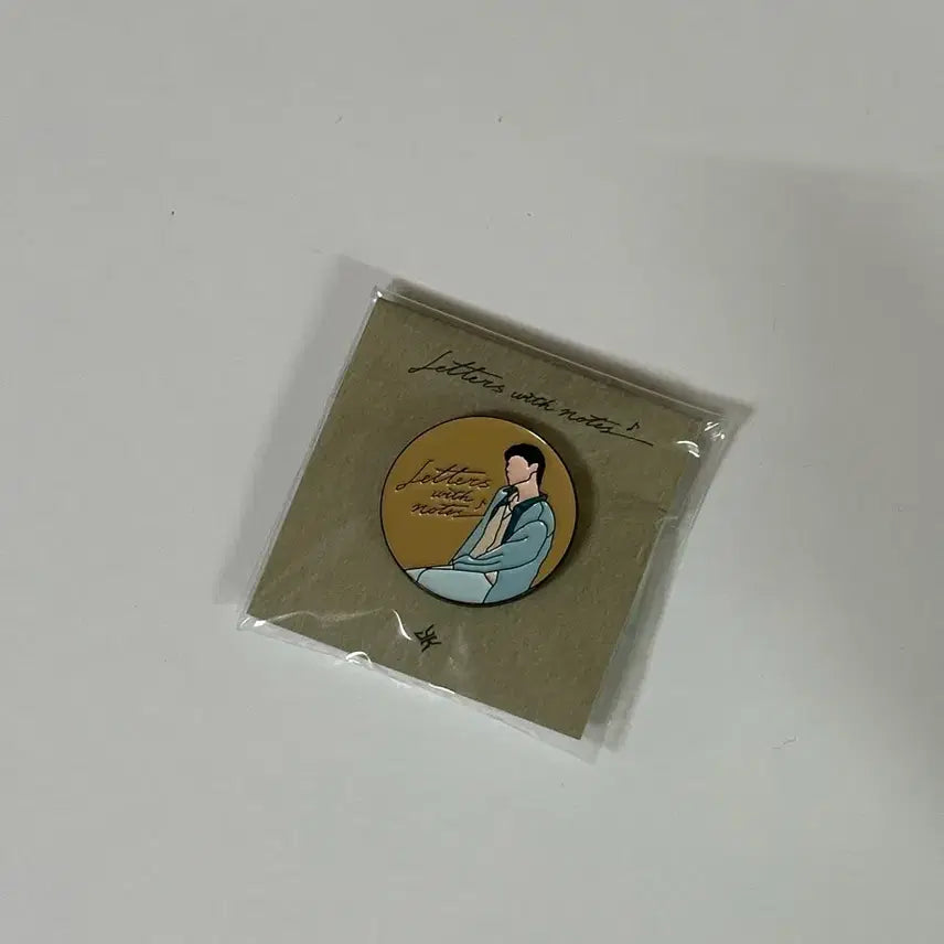 [BUNJANG] YOUNG K DAY6 Letters with Notes Badge / 영케이 레윗노 letters with notes 뱃지