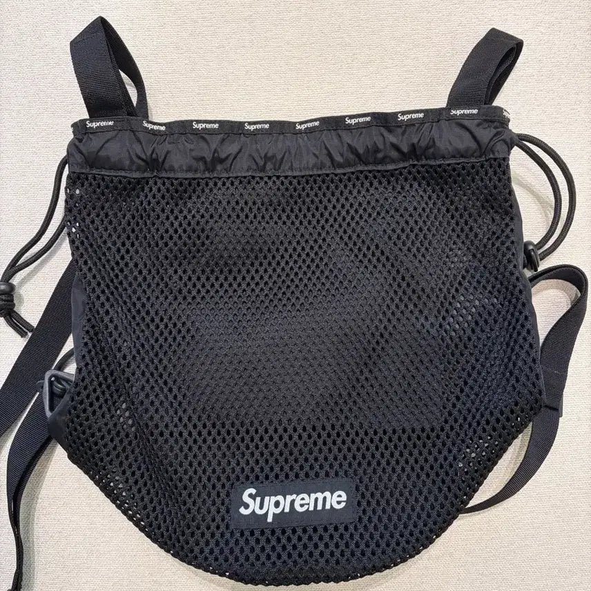 [BUNJANG] Supreme Mesh Small Backpack Black / 슈프림 메쉬 스몰 백팩 블랙