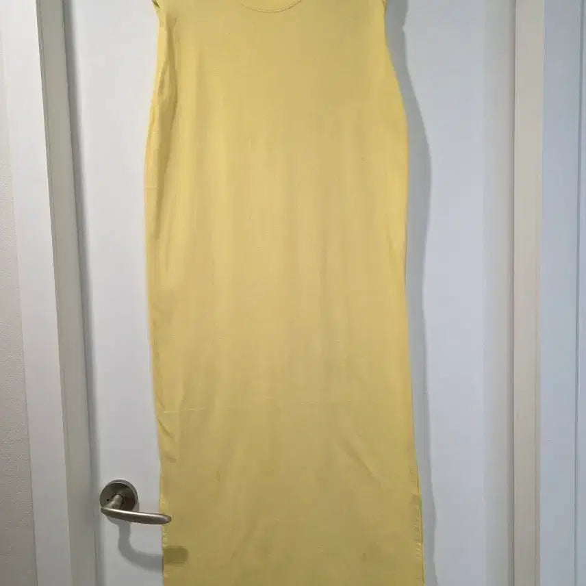 [BUNJANG] Dalbam Yellow Sleeveless Dress F Size New / 달밤 옐로우 민소매 원피스 F 새제품