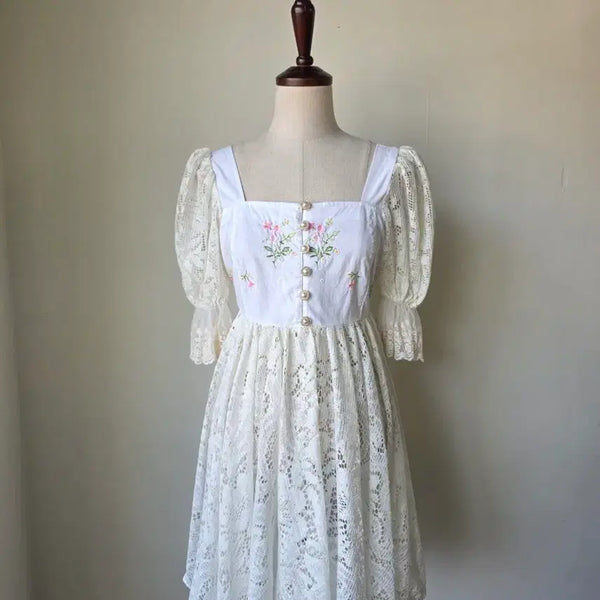 [BUNJANG] European Fabric Flower Embroidered See-Through Crochet Remake Dress / 유럽 패브릭 플라워 자수 시스루 크로쉐 리메이크 원피스