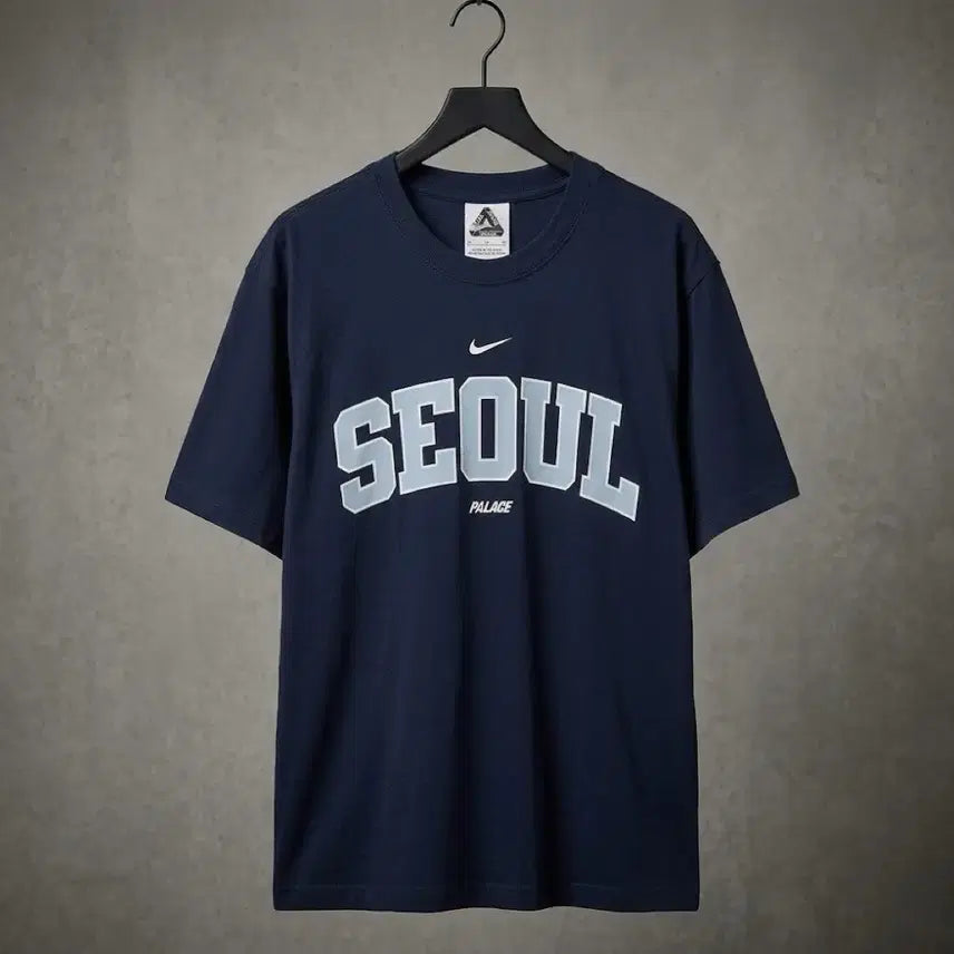 [BUNJANG] Nike Palace Font Swoosh Seoul T-Shirt / 나이키 팔라스 폰트 스우시 서울 반팔 반팔티