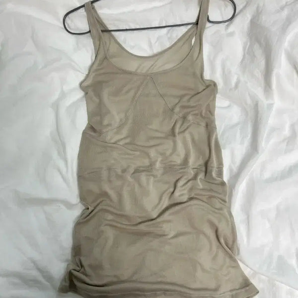 [BUNJANG] Sleeveless Top / 슬리브리스