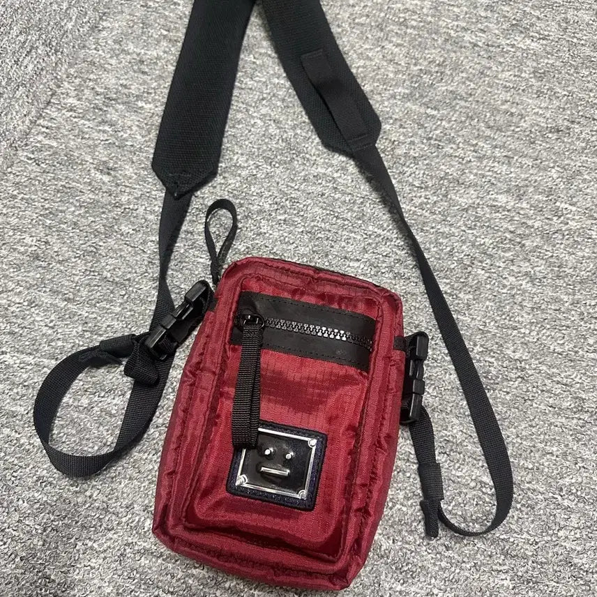[BUNJANG] Acne Studios Crossbody Bag / 아크네스튜디오 크로스백(정품!!!)