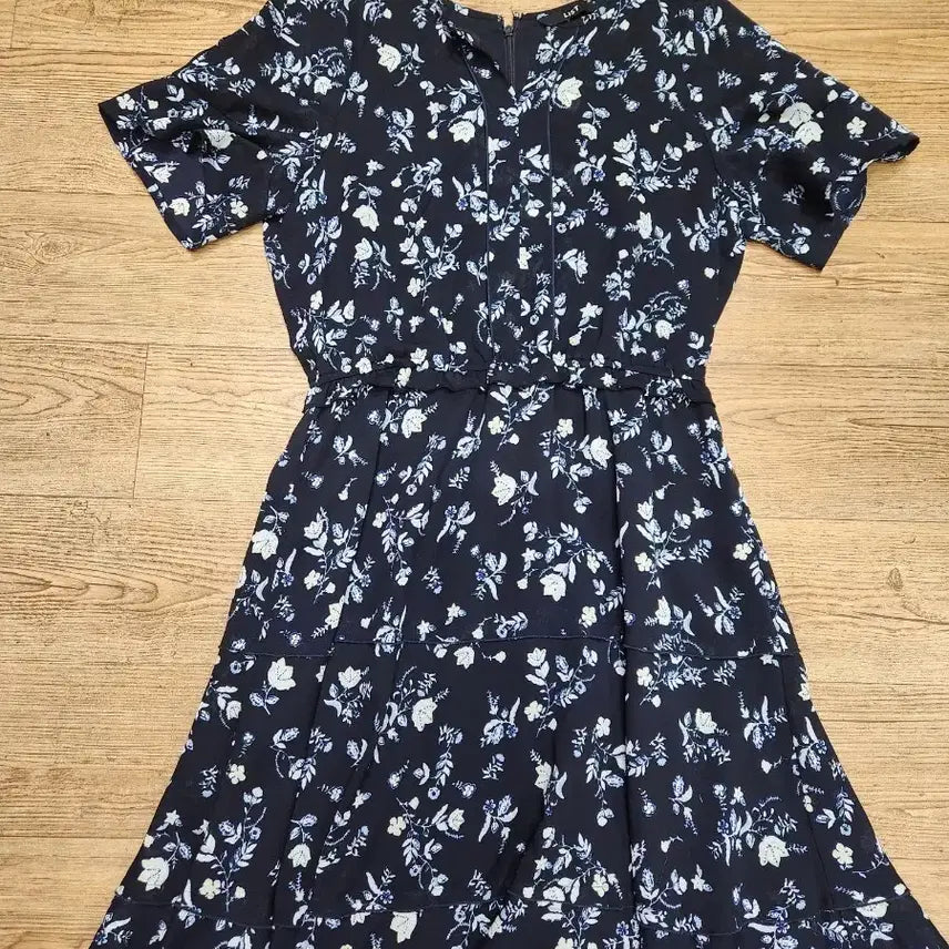 [BUNJANG] LIST Flower Pattern Midi Dress / 리스트 플라워 원피스