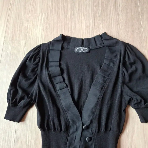 [BUNJANG] SI Black Ribbon Puff Short Sleeve Cardigan / SI 블랙 리본 퍼프 반팔 가디건