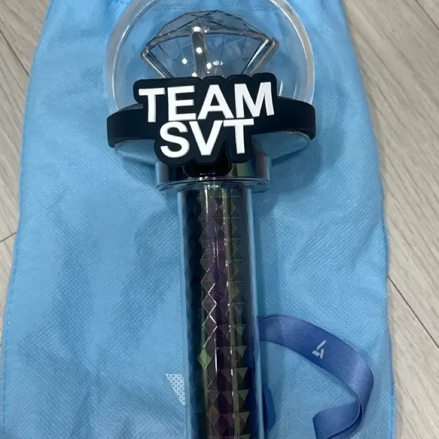 [BUNJANG] SEVENTEEN NewJeans Bong Concert Light Stick / 세븐틴 뉴뉴럿봉 양도