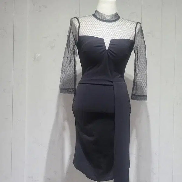 [BUNJANG] Sheer Neckline Wrap Style Midi Dress - Black / 시스루 넥라인 랩스타일 원피스 블랙