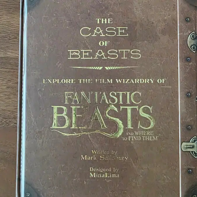 [BUNJANG] Fantastic Beasts and Where to Find Them: The Art of the Movie / 신비한 동물 사전 아트북