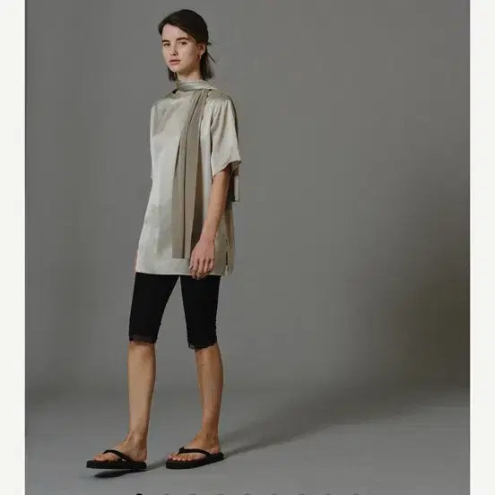 [BUNJANG] GED Pleated Scarf Top / ged 게드 PLEATED SCARF TOP
