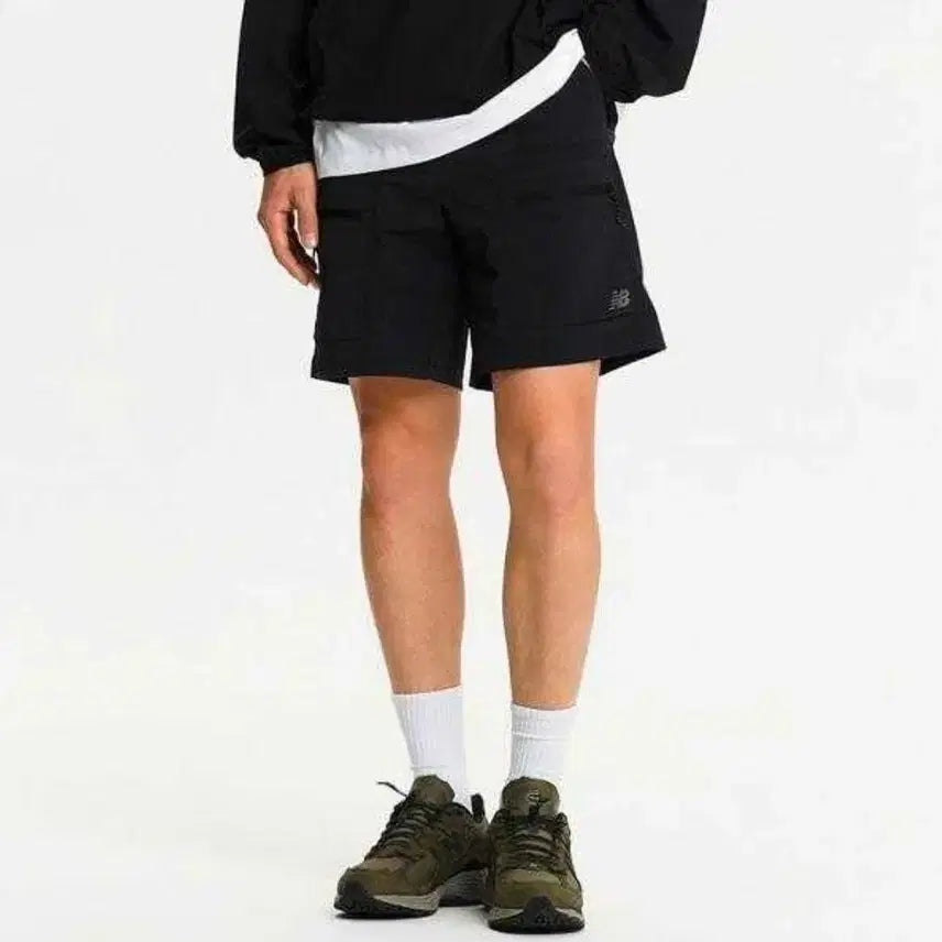 [BUNJANG] New Balance Stretch Woven 5-Inch Shorts Black / 뉴발란스 스트레치 우븐 5부 반바지 블랙