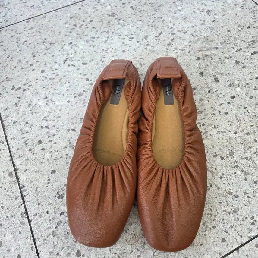 [BUNJANG] Vera Wang Lambskin Ballerina Flats / 베라왕 양가죽 발레리나 플랫슈즈