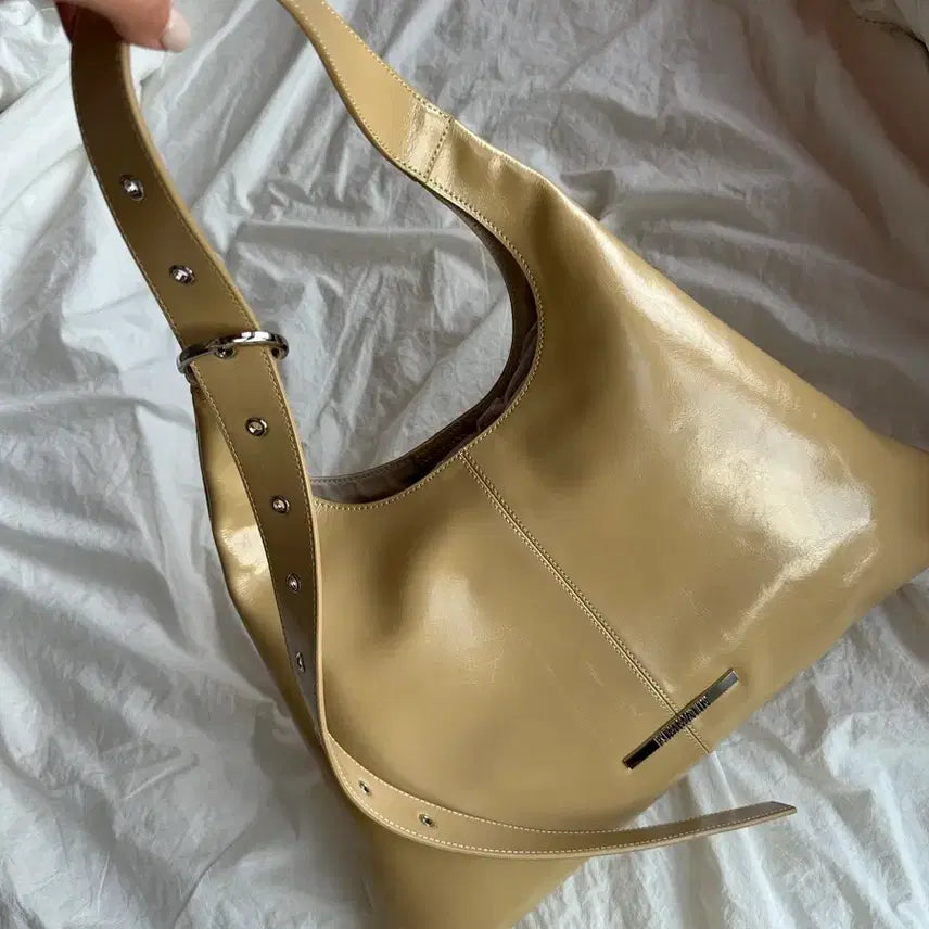 [BUNJANG] KIMMATIN Lemon Butter Hobo Bag / KIMMATIN 킴마뗑 레몬컬러 호보백