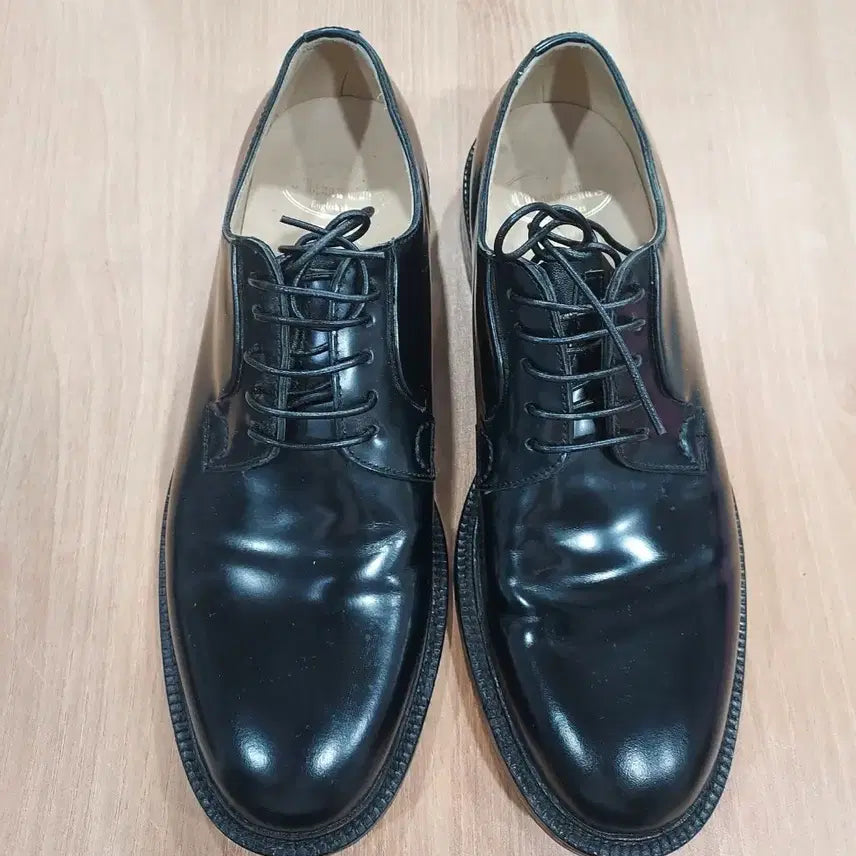 [BUNJANG] VETEMENTS x Church's Black Derby Shoes / 베트멍 처치스 콜라보 블랙 더비슈즈 로퍼 구두