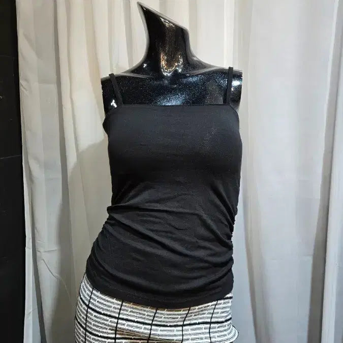 [BUNJANG] Black Ribbed Shirred Tank Top / 캡내장 양쪽셔링 블랙 나시