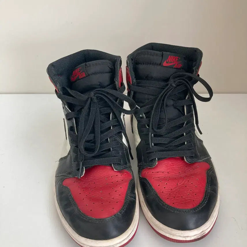 [BUNJANG] Air Jordan 1 Retro High Bred Toe / 조던 1 레트로 하이 브레드토 285