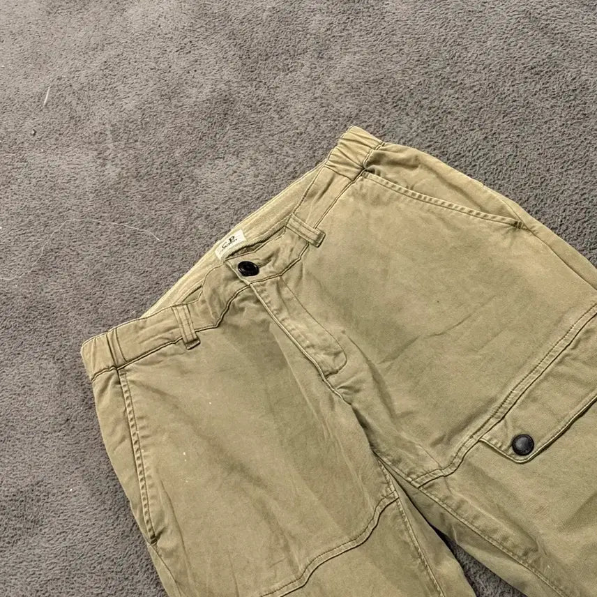 [BUNJANG] CP Company Khaki Cargo Pants / [정품/80] CP 컴퍼니 카키색 카고 바지