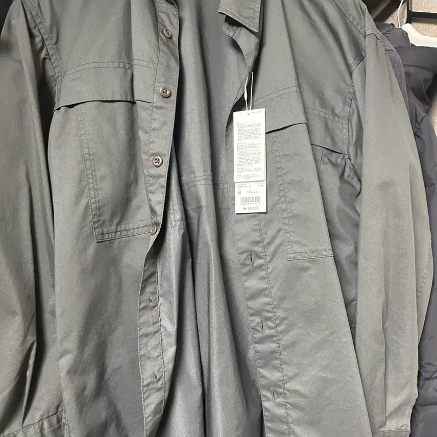 [BUNJANG] Uniqlo U Utility Shirt (Khaki, M) / 새상품) 유니클로 u 유틸리티