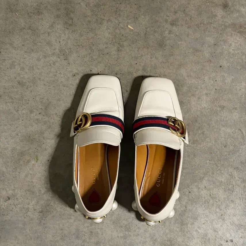 [BUNJANG] Gucci Pearl Embellished Loafers / 구찌 진주 로퍼