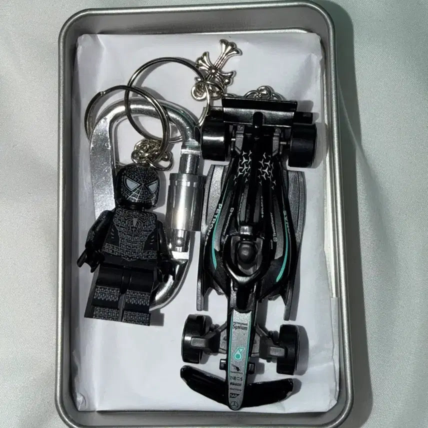 [BUNJANG] Hot Wheels F1 Mercedes Keychain / F1 핫휠 메르세데스 키링
