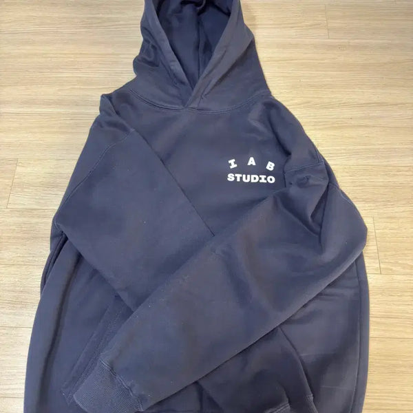 [BUNJANG] IAB Studio 21SS Navy Hoodie / 아이앱 21ss 네이비 후디