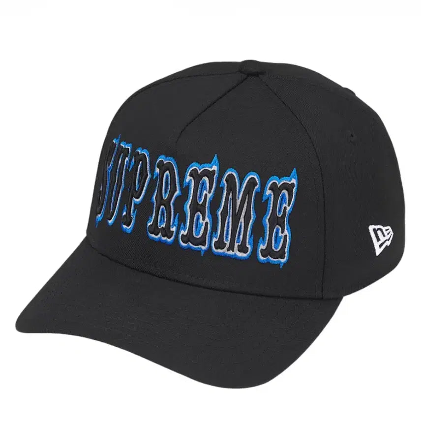 [BUNJANG] Supreme Gothic Outline Adjustable New Era Black / 슈프림 고딕 아웃라인 어드저스터블 뉴에라 블랙(26SS)