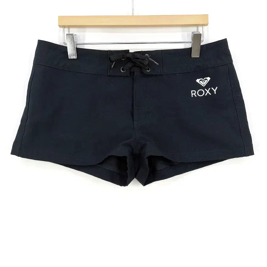 [BUNJANG] ROXY Women's Summer Front Velcro Hot Pants Black / 록시 여성 여름 앞벨크로 핫팬츠 블랙27 (HU45573)