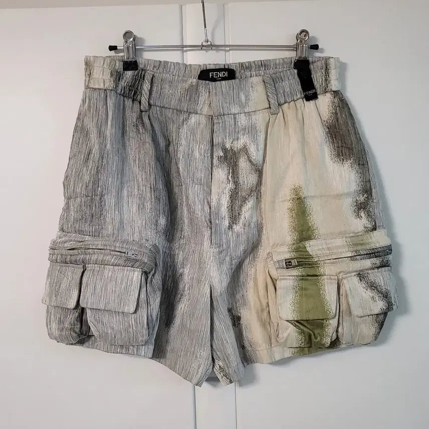 [BUNJANG] Fendi Men's Bermuda Cargo Pocket Shorts / 펜디  남성 48 버뮤다 카고 포켓 쇼츠 반바지 남자 바지