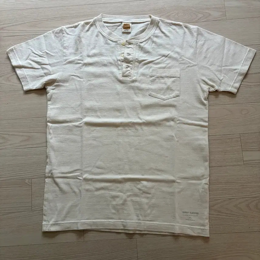 [BUNJANG] Tropical Clothing Half Sleeve Henley Neck T-Shirt Natural Size 38 / 트로피클로딩 반팔 헨리넥