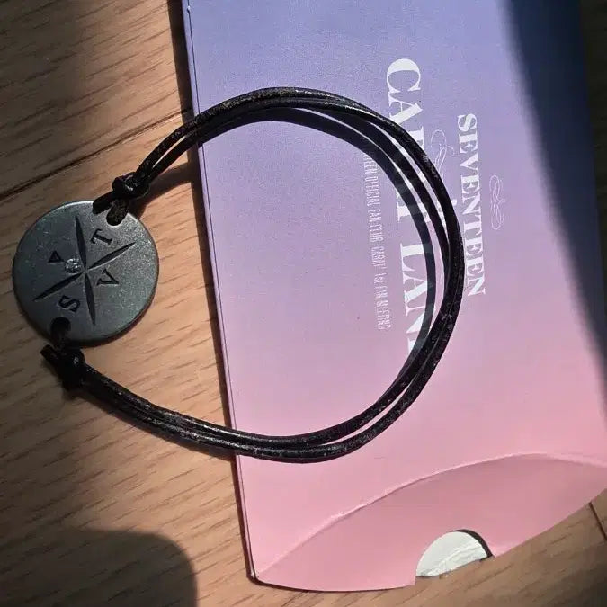 [BUNJANG] SEVENTEEN Caratland Bracelet / 세븐틴 캐럿랜드 팔찌