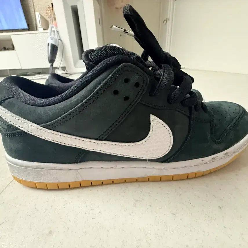 [BUNJANG] Nike Dunk Low Dark Green White / 나이키 덩크 로우 다크 그린 화이트 280