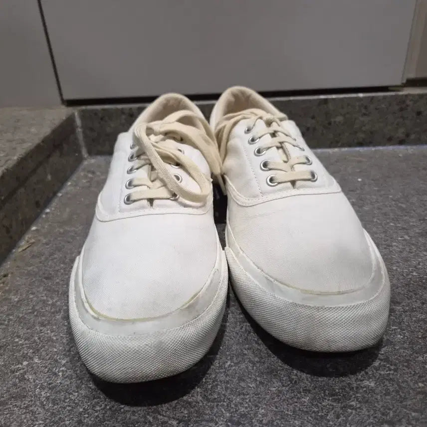 [BUNJANG] Catchball White Sneakers / 캐치볼 스니커즈