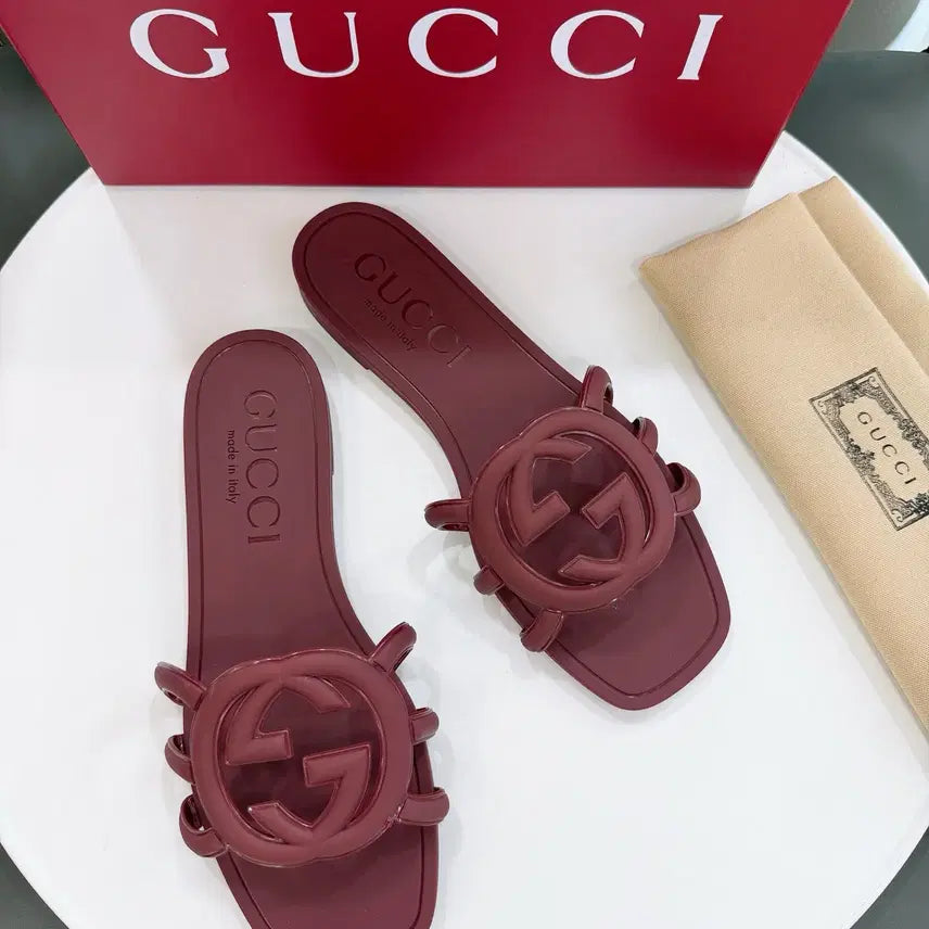 [BUNJANG] Gucci Interlocking G Red Slides Women's 240mm / 구찌 인터로킹G 레드 슬라이드 여성 240mm