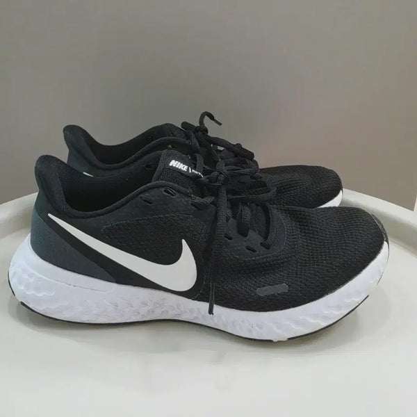 [BUNJANG] Nike Revolution 5 Running Shoes 245 / 245나이키 레볼루션5 런닝화  -1146