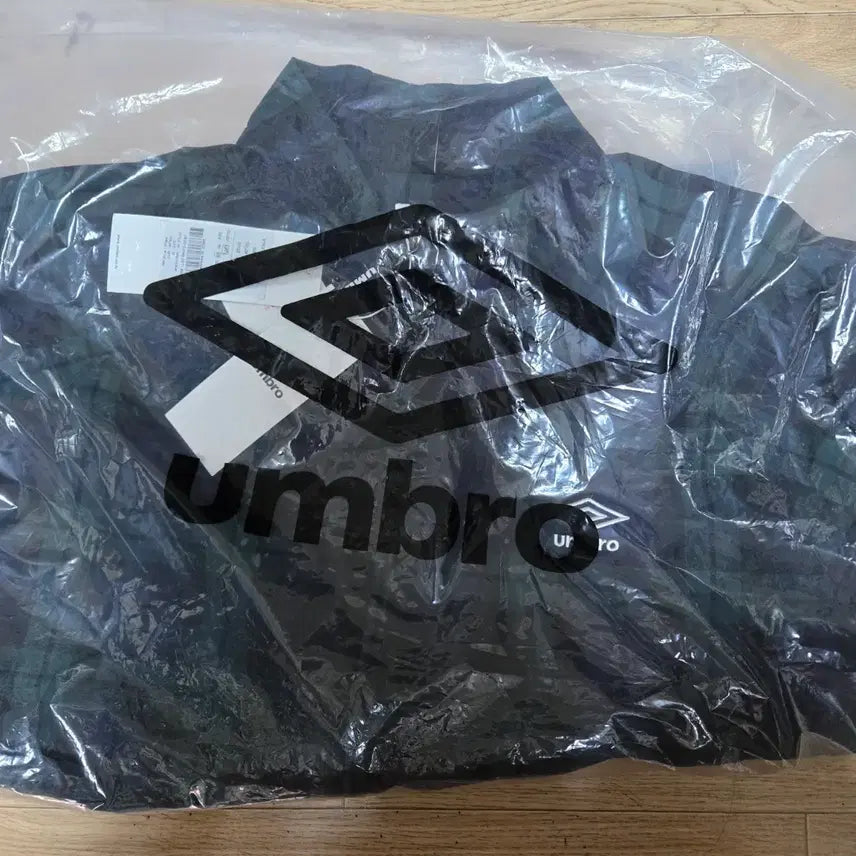 [BUNJANG] Umbro Asahi Check Windbreaker / 엄브로 아사히  체크 바람막이