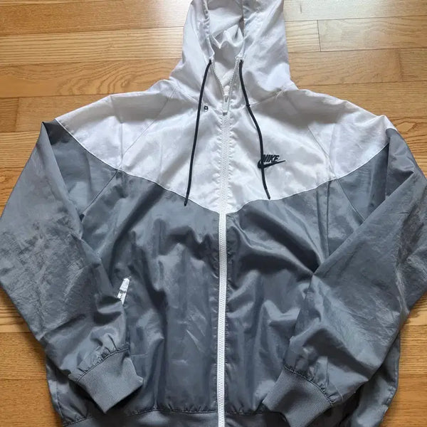 [BUNJANG] Nike NSW Windrunner Hooded Jacket Smoke Grey / 나이키 NSW 윈드러너 후드 자켓 스모크 그레이 상태굿