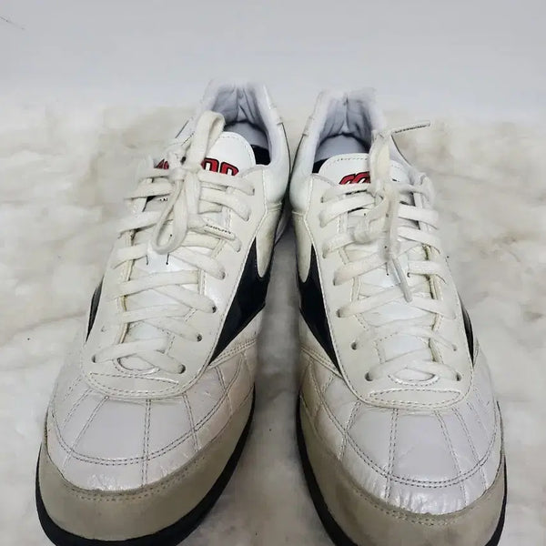 [BUNJANG] Mizuno Futsal Shoes - Authentic Japanese Edition - Size 275 / 미즈노 풋살화 정품 275사이즈 일본판