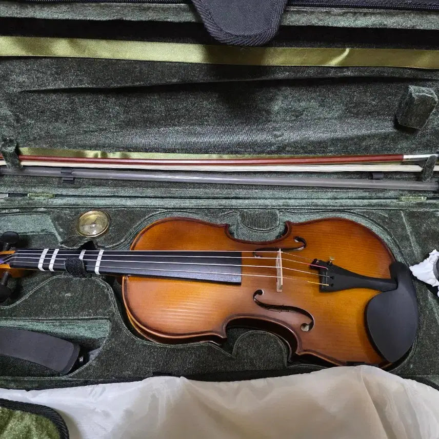 [BUNJANG] High-Quality Handmade Full Set Violin (4/4 Size) / 퀄리티 좋은 수제바이올린 풀세트