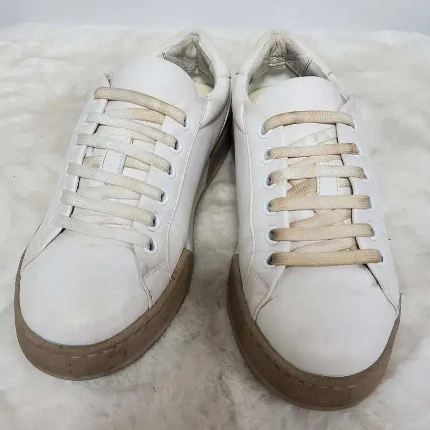 [BUNJANG] Fendi Sneakers Size 220 / 펜디 스니커즈 정품 220사이즈
