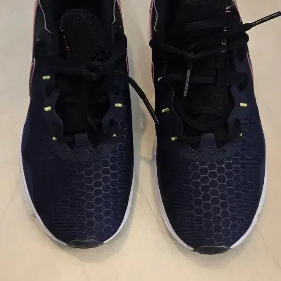 [BUNJANG] Nike Women's Essential 2 Training Shoes Size 245 / 나이키 여성 운동화 245 에센셜2 트레이닝화