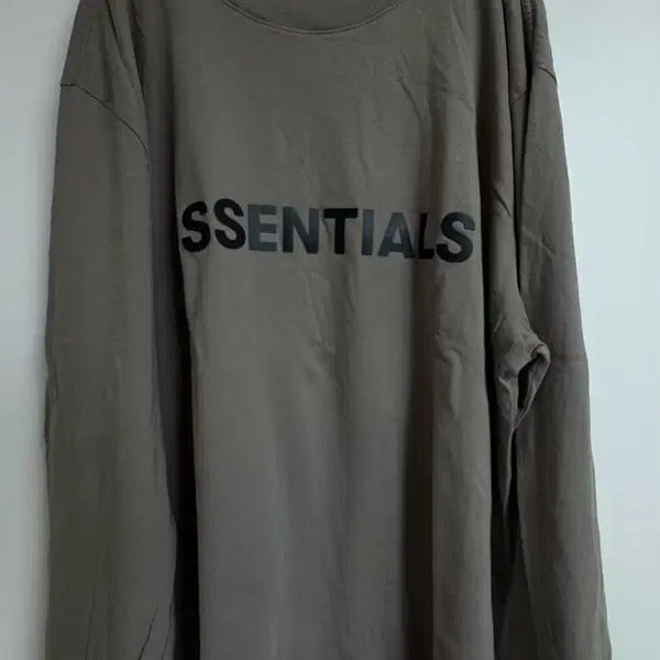[BUNJANG] Fear of God Essentials Logo Long Sleeve T-Shirt / [L] 에센셜 피어 오브 갓 로고 롱슬리브 티셔츠