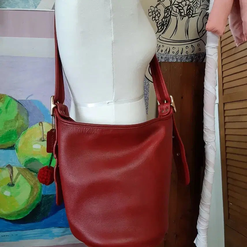 [BUNJANG] Coach Barrel Bag / 올드머니페션드 코치원통가방