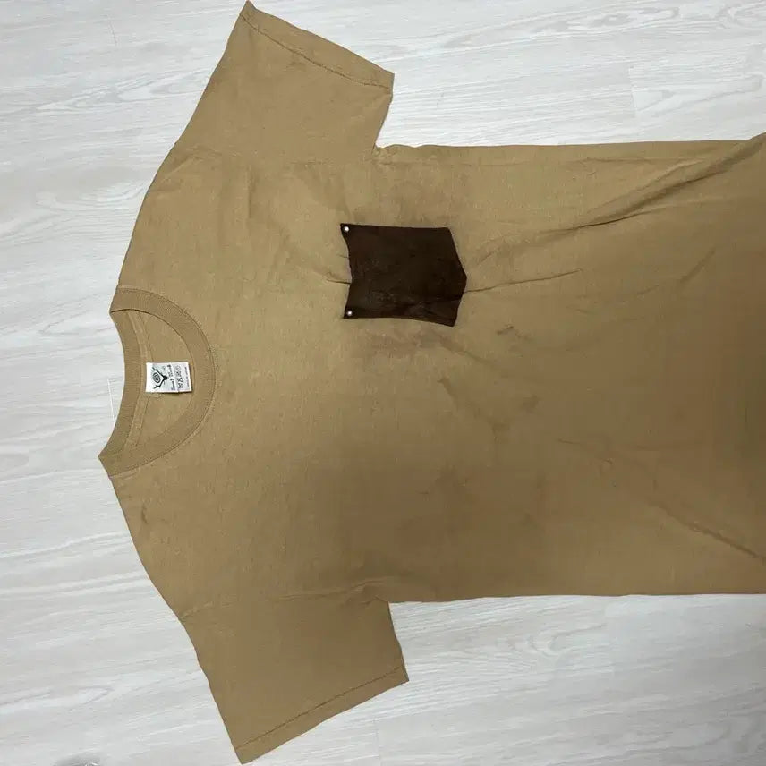 [BUNJANG] South2 West8 Leather Pocket T-Shirt / 남이서팔 south2west8 레더 포켓 반팔 티셔츠
